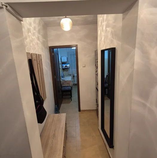 Garsoniera 42mp - Metrou 1 Decembrie - Etaj Intermediar - Poză 2