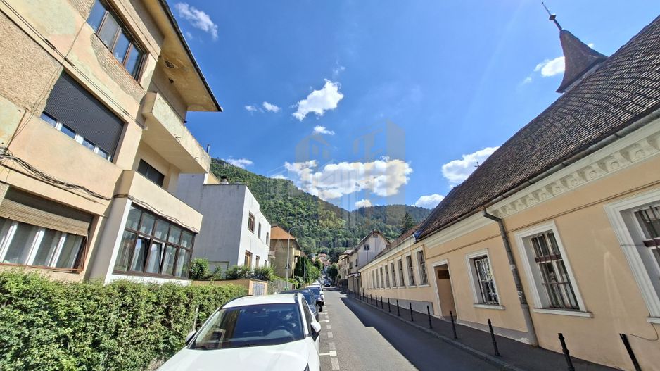Apartament 3 camere Poarta Schei Brasov - Poză 15