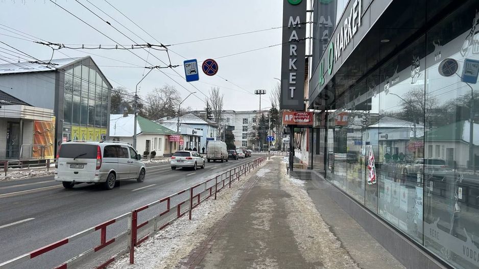 Chirie, spațiu comercial, 90,7 mp, strada Decebal, Bălți - Poză 9