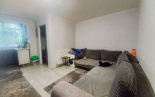 Apartament 1 camera de vanzare , strada Luminisului - Poză 2
