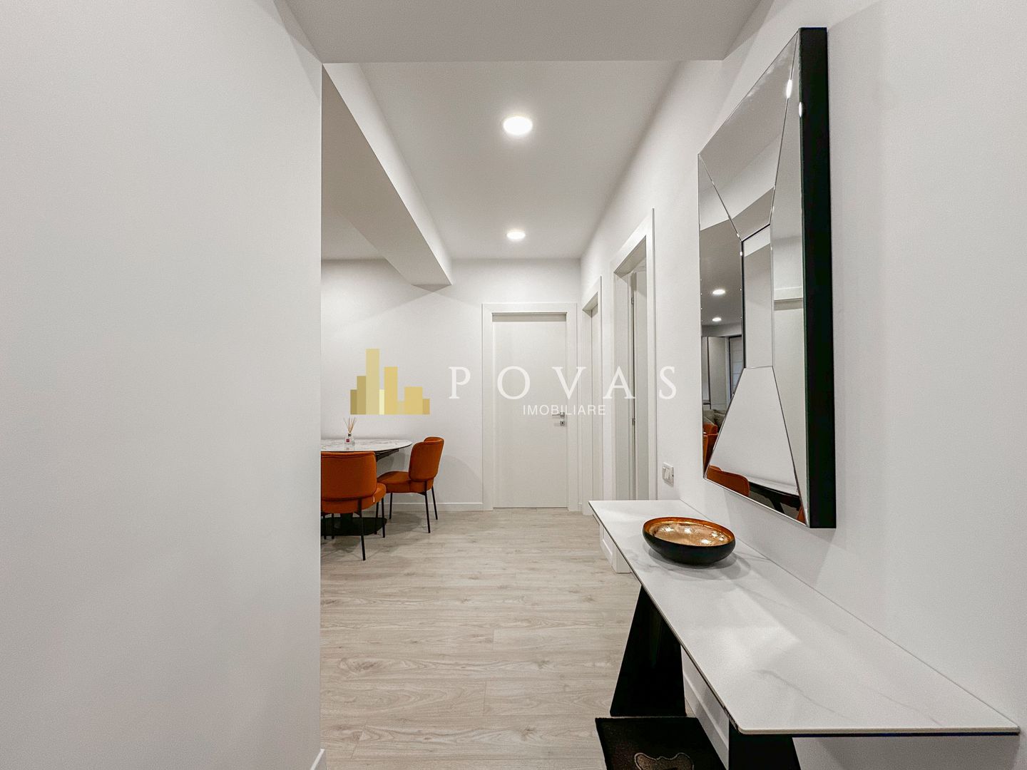Inchiriere Apartament 3 Camere Residence5 Pipera Rond OMV - Poză 14