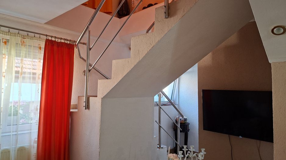 BRASADAS vinde casa individuala in zona SEMICENTRALA. - Poză 3