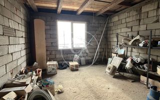 Casa de vanzare D+P+E+M cu 5 camere în Livada De Bihor - Poză 8