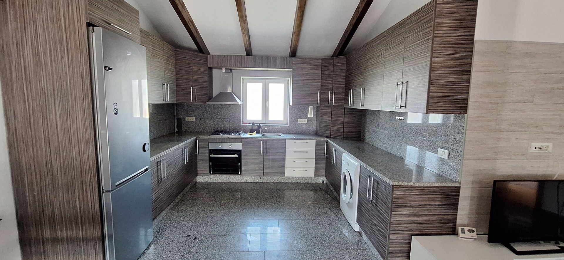 Apartament cu 3 camere Dumbravita/Constructorilor - Poză 6