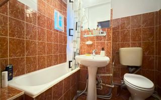 Apartament 3 camere decomandate | 70mp | Etaj 3 | Cetate - Poză 5