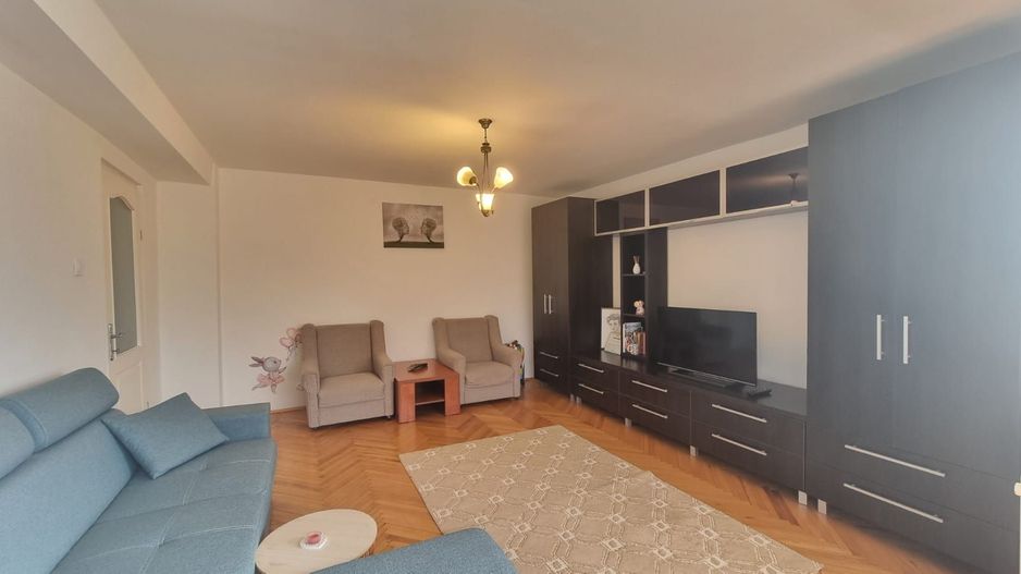 | Apartament cu 2 camere | Etaj intermediar | Cartierul Marasti | - Poză 2