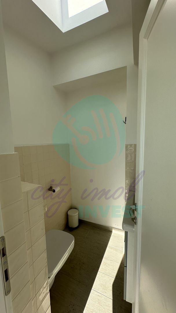 Casa NOU RENOVATA la 5 minute de metrou - Poză 9