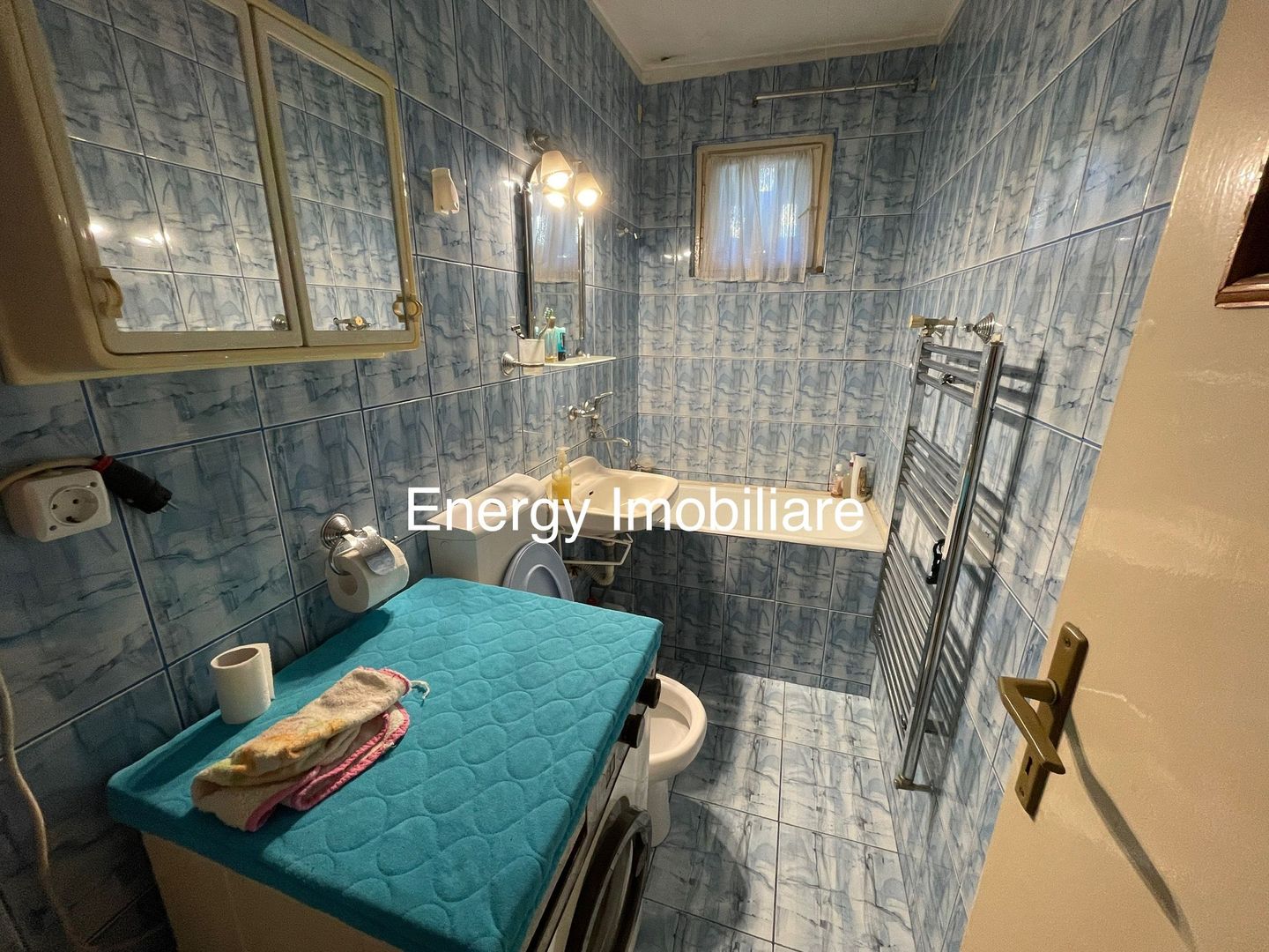 Apartament cu 3 camere, zona Dâmbul Pietros - Poză 8