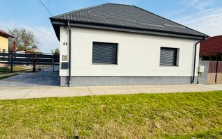 Giroc Central | Casă renovată complet | 4 camere | 2 bai - Poză 8