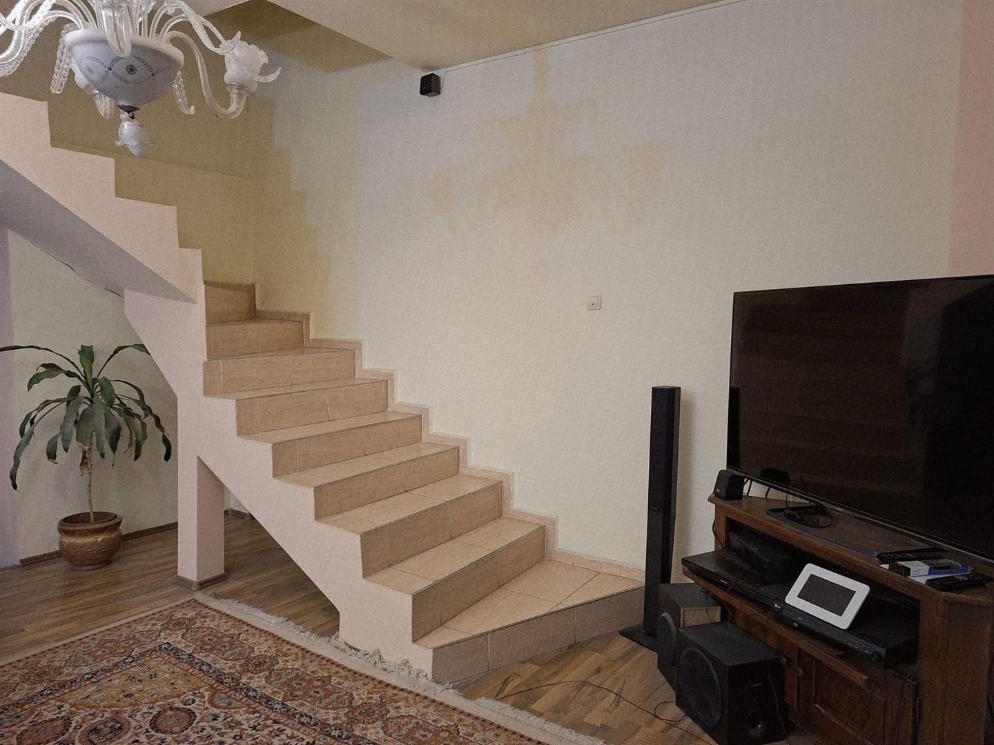 Casa 6 camere cartier Iosia - Poză 3