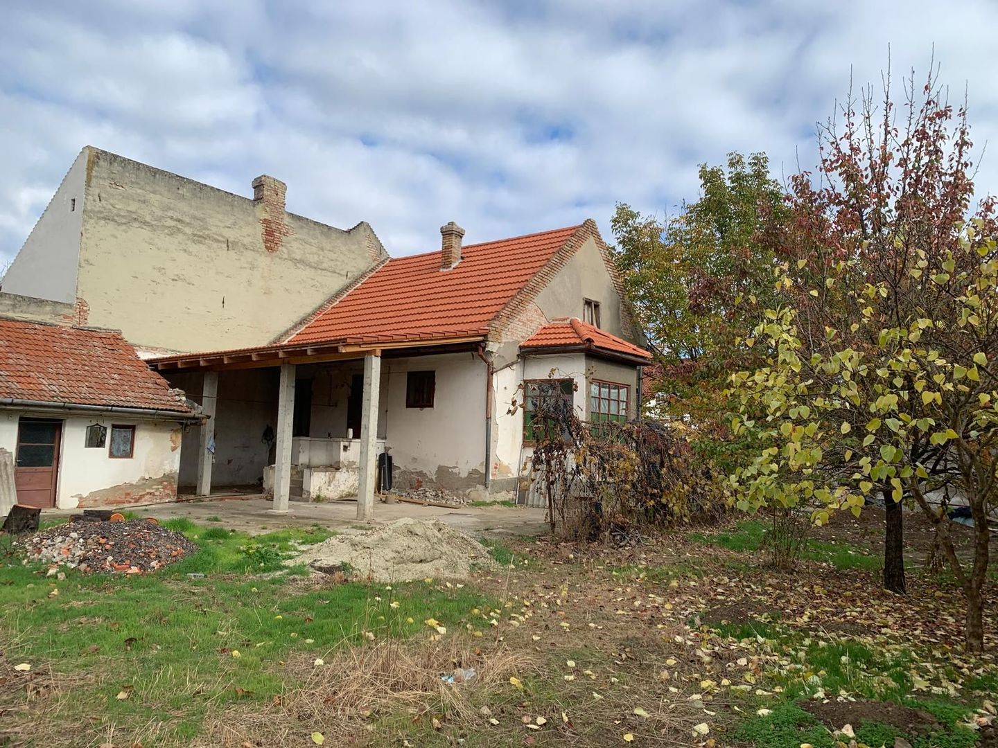 Casa P+M 90 mp zona Lipovei - Poză 2