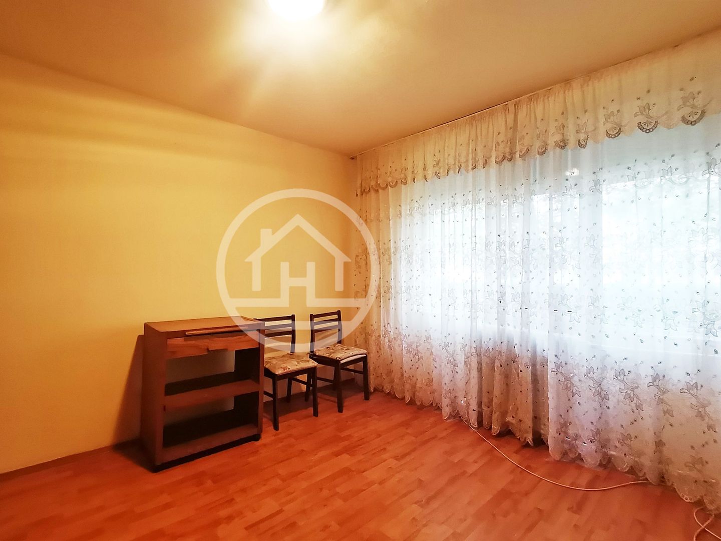Apartament de vânzare cu 2 camere în zona Rogerius, Oradea - Poză 5