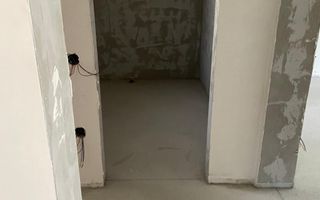 Apartament 2 camere, 51 mp + balcon, parcare cu C.F., aproape de VIVO! - Poză 5