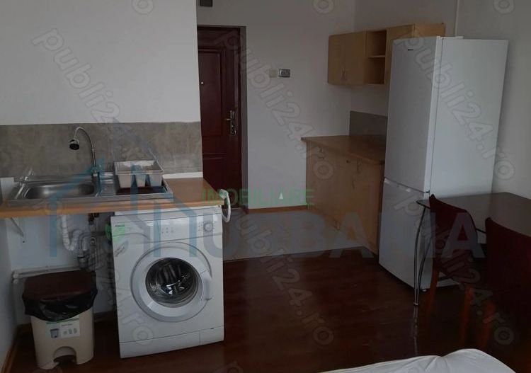 Inchiriez camera,Dedeman Primaverii - Poză 1