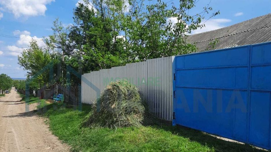 Teren intravilan 2.651 m² în Focuri, Iași – casă veche (1968) pe proprietate, ideal pentru demolare sau renovare - Poză 3