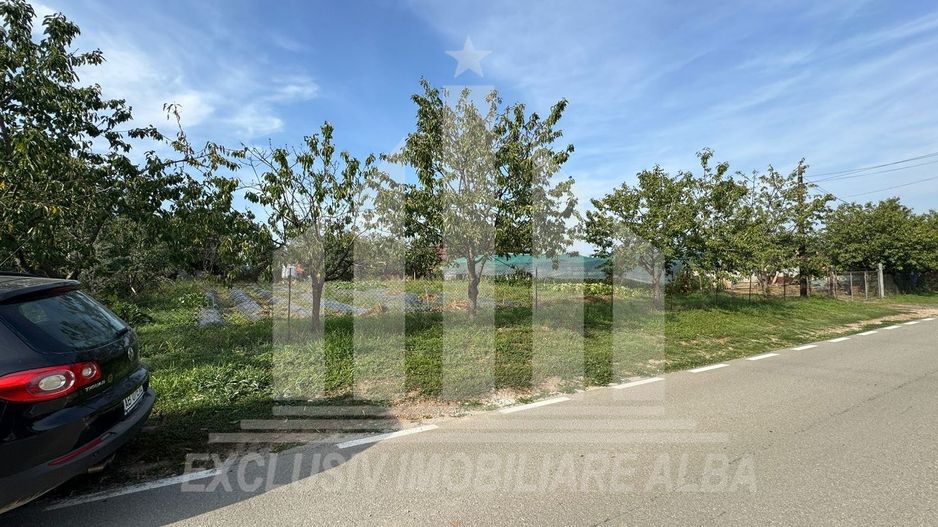 Teren intravilan de vanzare, Alba-Micesti - Poză 1