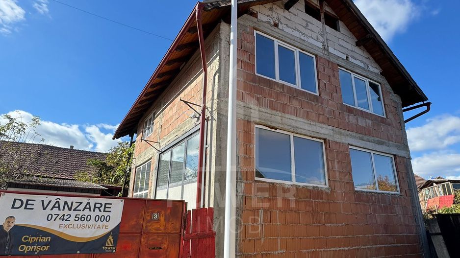 Două case la roșu în curte – Zona turistică Ocna Sibiului - Poză 5