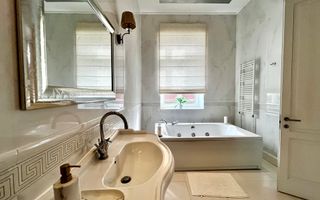 Apartament 3 camere, elegant si spațios, lângă parc, zona Centrala - Poză 14