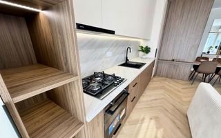Apartament premium 2 camere, dressing, balcon, parcare subterana. - Poză 6