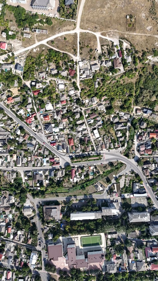 🏡 Teren pentru construcții în centrul orașului Orhei – Strada Eliberării 90 - Poză 4