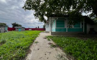 Casă cu 3500 mp teren, Sat Miron Costin - Brănișteni (str. Macilor) - Poză 3