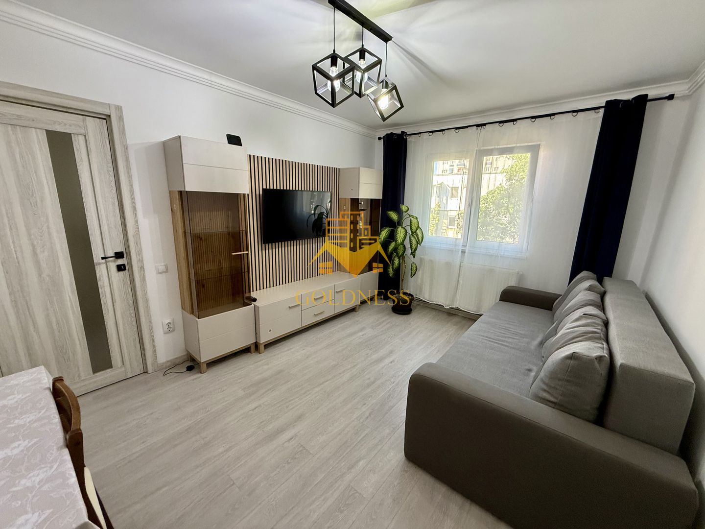 3 camere semidecomandate, Manastur, Zona Mehedinti, Big, parcare - Poză 1