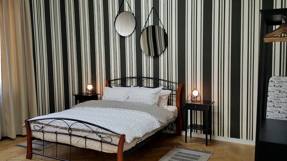 Apartament aproape de Piata Unirii - pretabil si pentru birouri - Poză 19