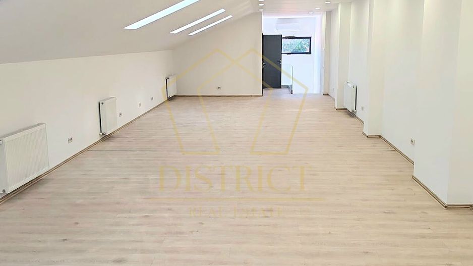 Spatiu birouri open space I Semicentral - Poză 1