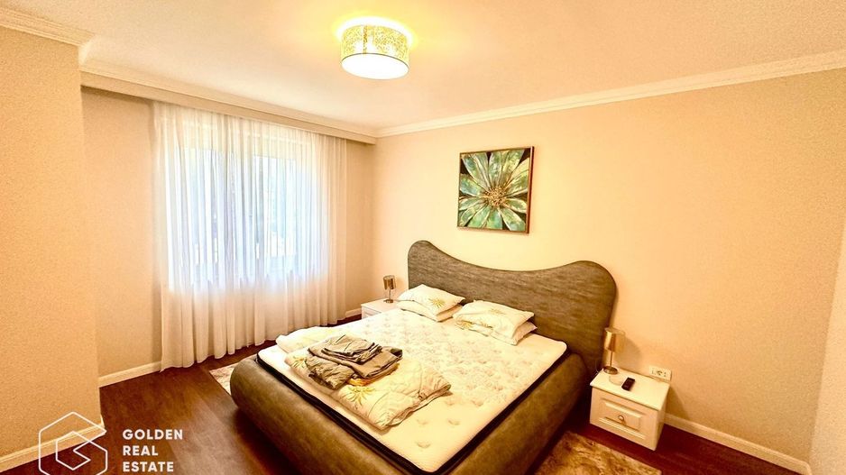 Apartament premium, zona Subcetate, 3 camere, 2 bai, loc parcare, sala, piscina - Poză 6