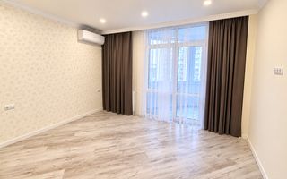 Apartament cu 2 camere, Centru, Chișinău - Poză 2