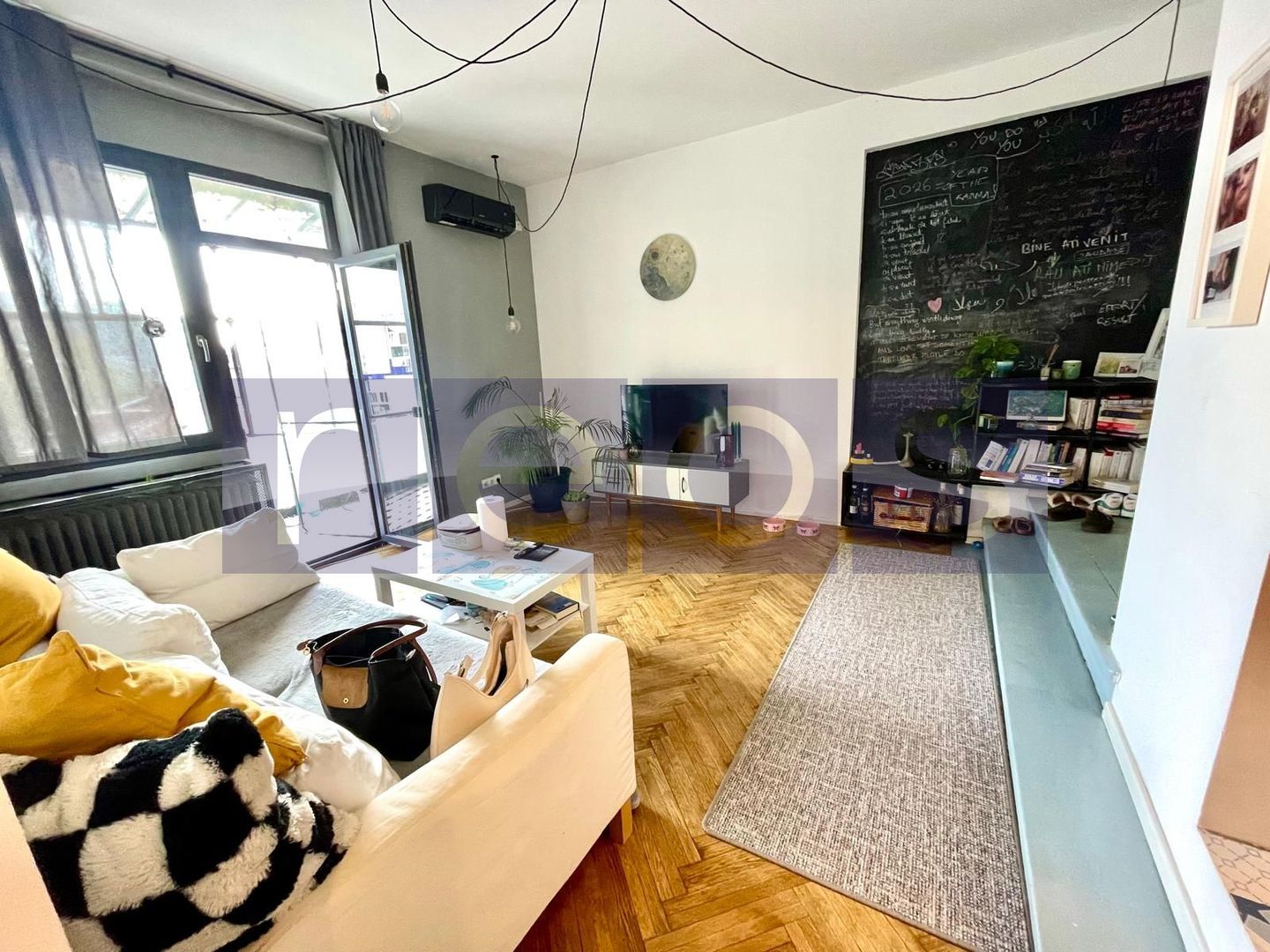 VANZARE APARTAMENT 2 CAMERE 70MP PIATA AMZEI ROMANA INVESTITIE 2 BALCOANE - Poză 1