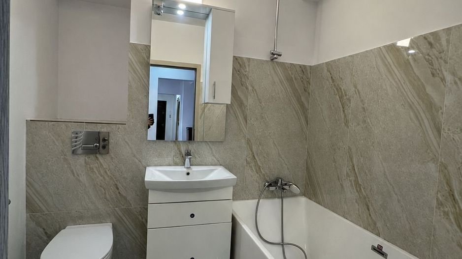 Apartament de inchiriat cu 4 camere, 90mpu, etaj 2, Centru, Alba Iulia - Poză 8