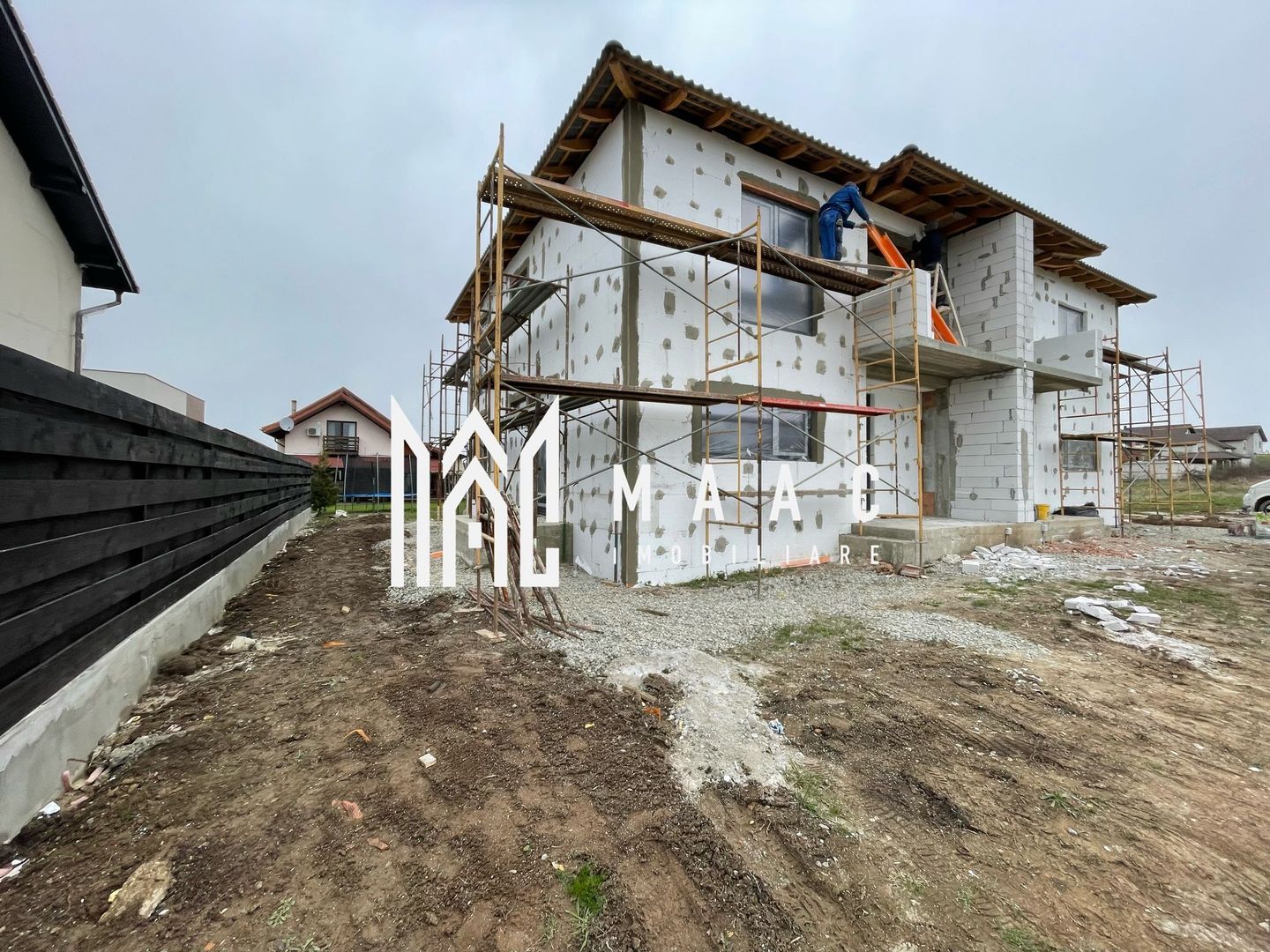 Casă tip duplex | Teren 260 mp | Selimbar | - Poză 1