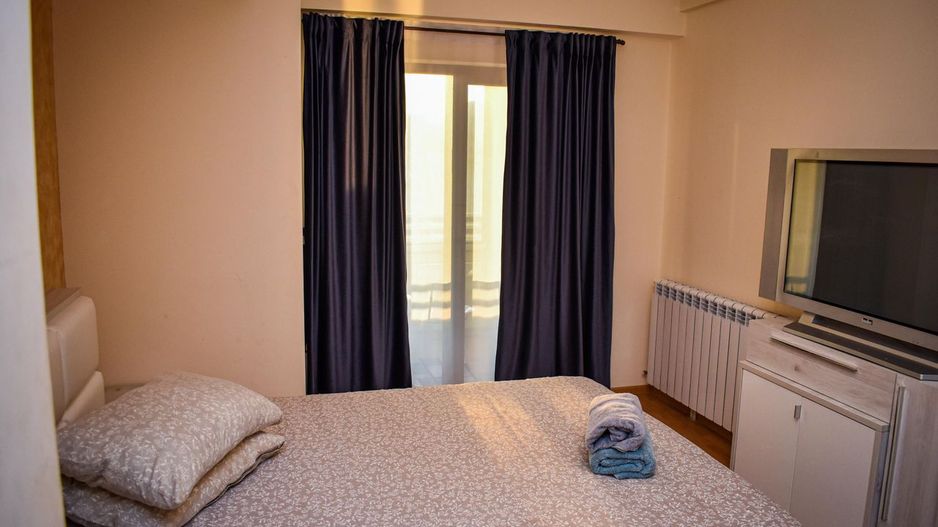 Vanzare Apartament 2 Camere  LUX vis-a-vis de Mall Vitan cu Centrala Proprie - Poză 7