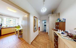Apartament decomandat, 2 camere, balcon, boxa - Avangarden - Poză 1