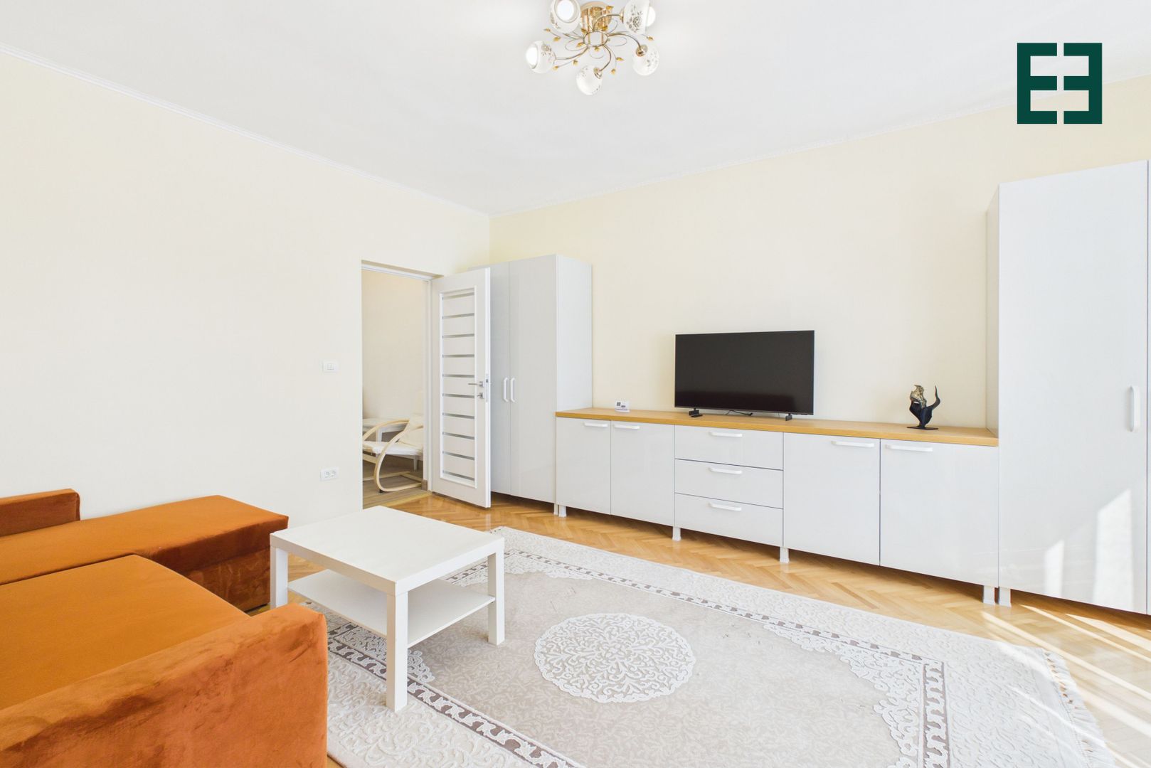 De închiriat - Apartament cu 2 camere -  Zonă Ultracentrală - Arad - Poză 12