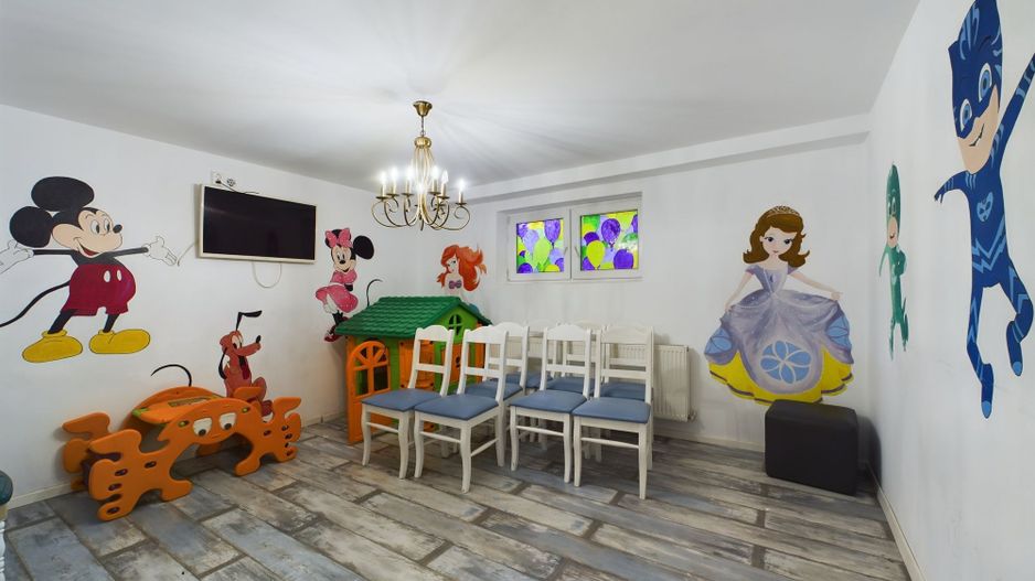 Spațiu comercial cu multiple destinații pe Martirilor - Poză 3