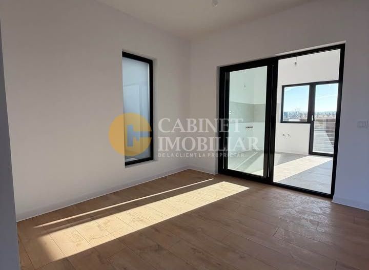 Casa individuala Vorovesti - Finalizata - 4 camere 2 bai - Poză 5