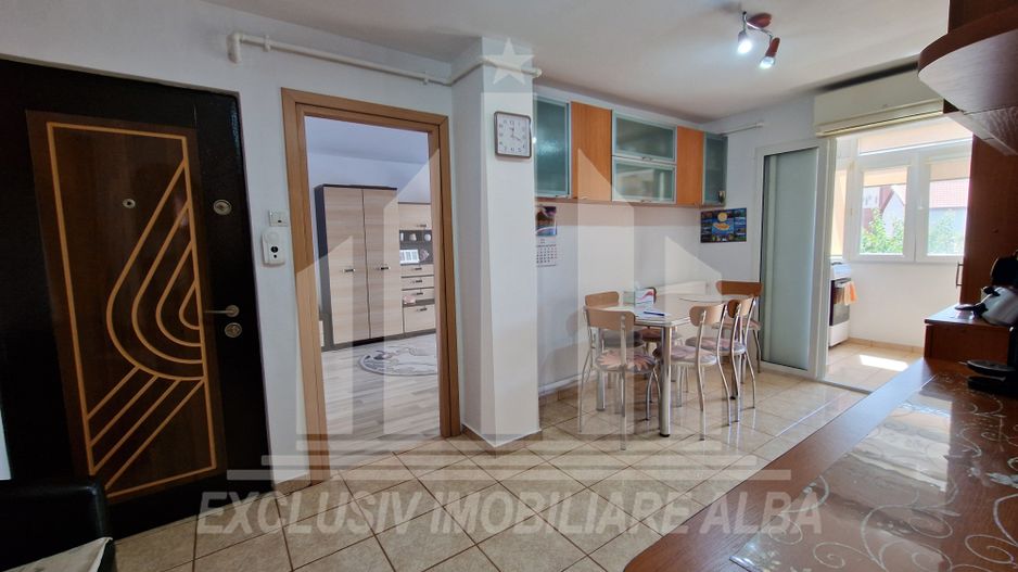Apartament 2 camere decomandate | De vanzare | 50 mp | Etaj 1 - Poză 2