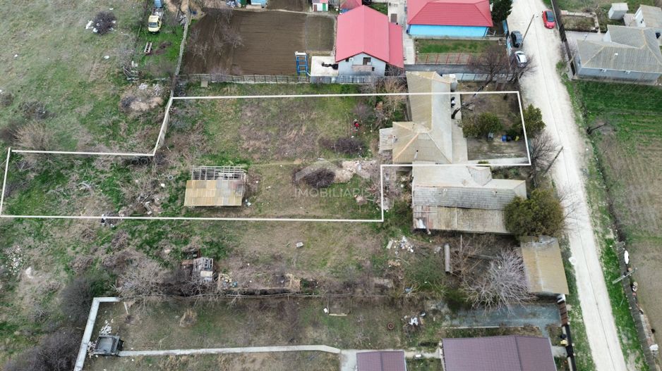 Casa batraneasca de vanzare cu 1235 mp teren in Corbu - Poză 4