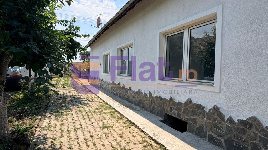 Casă cu teren de 1.651 mp și ieșire la lac Feldioara Pod mansardabil - Poză 8
