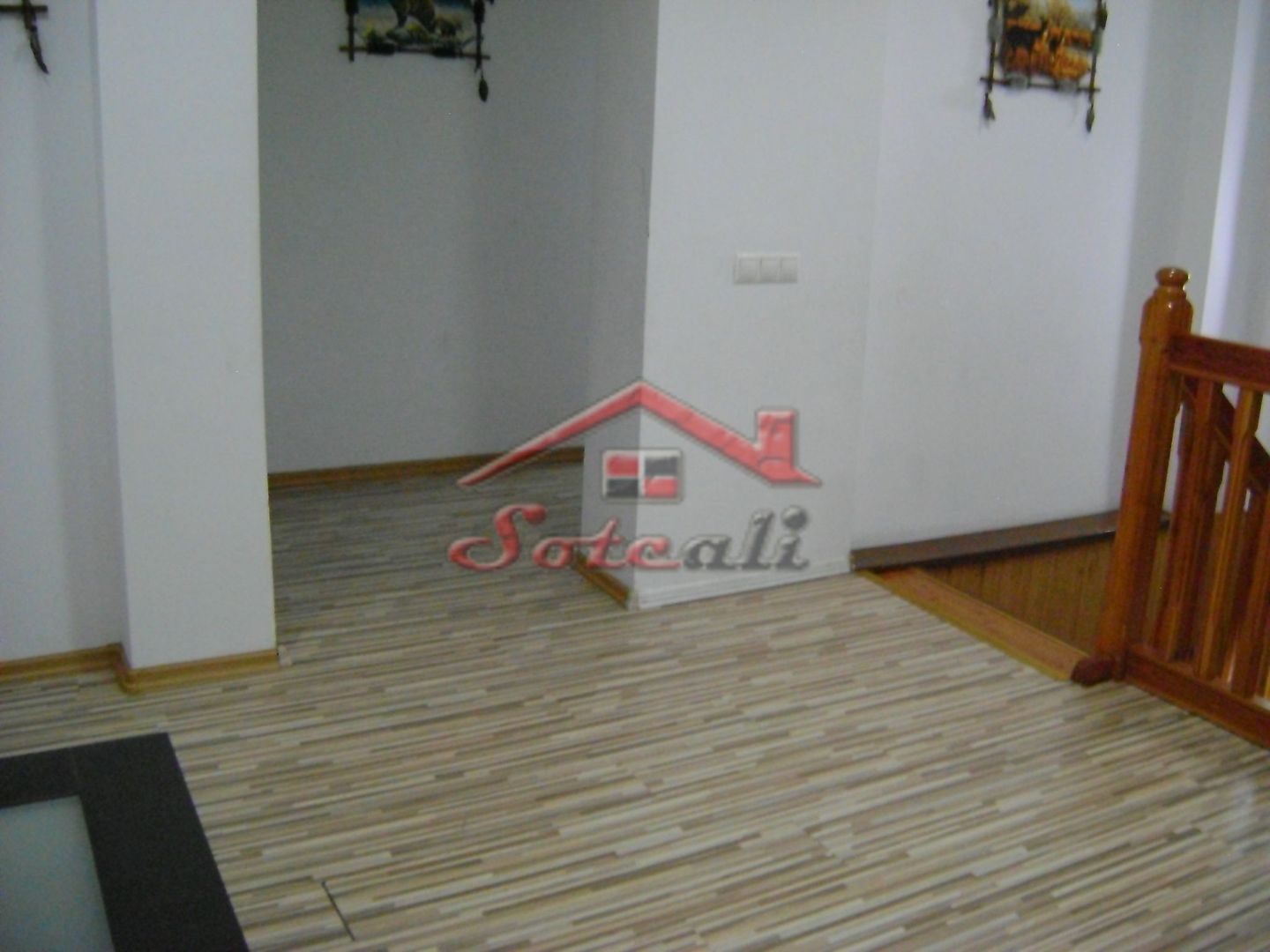 Pensiune de vanzare P+E Busteni - central - Poză 25