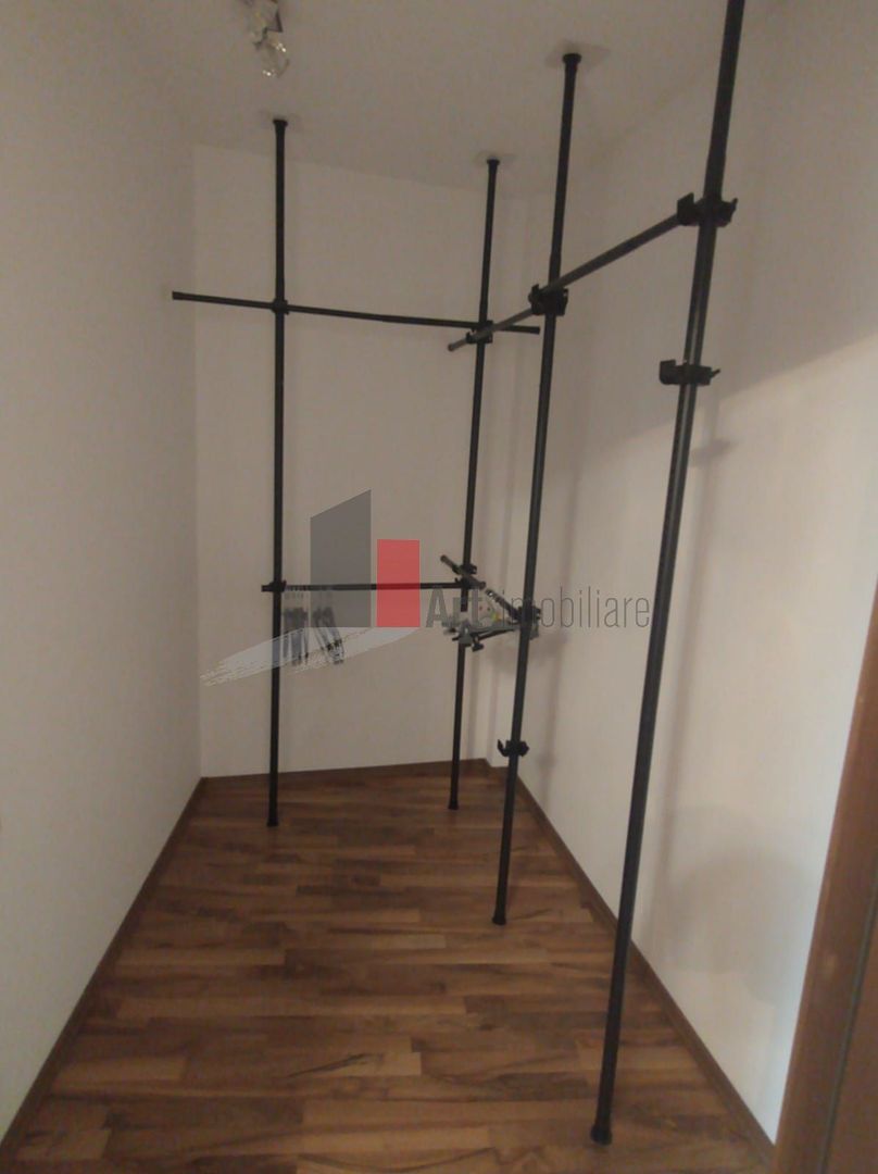 VIla Occidentului - birou sau locuinta - Poză 16