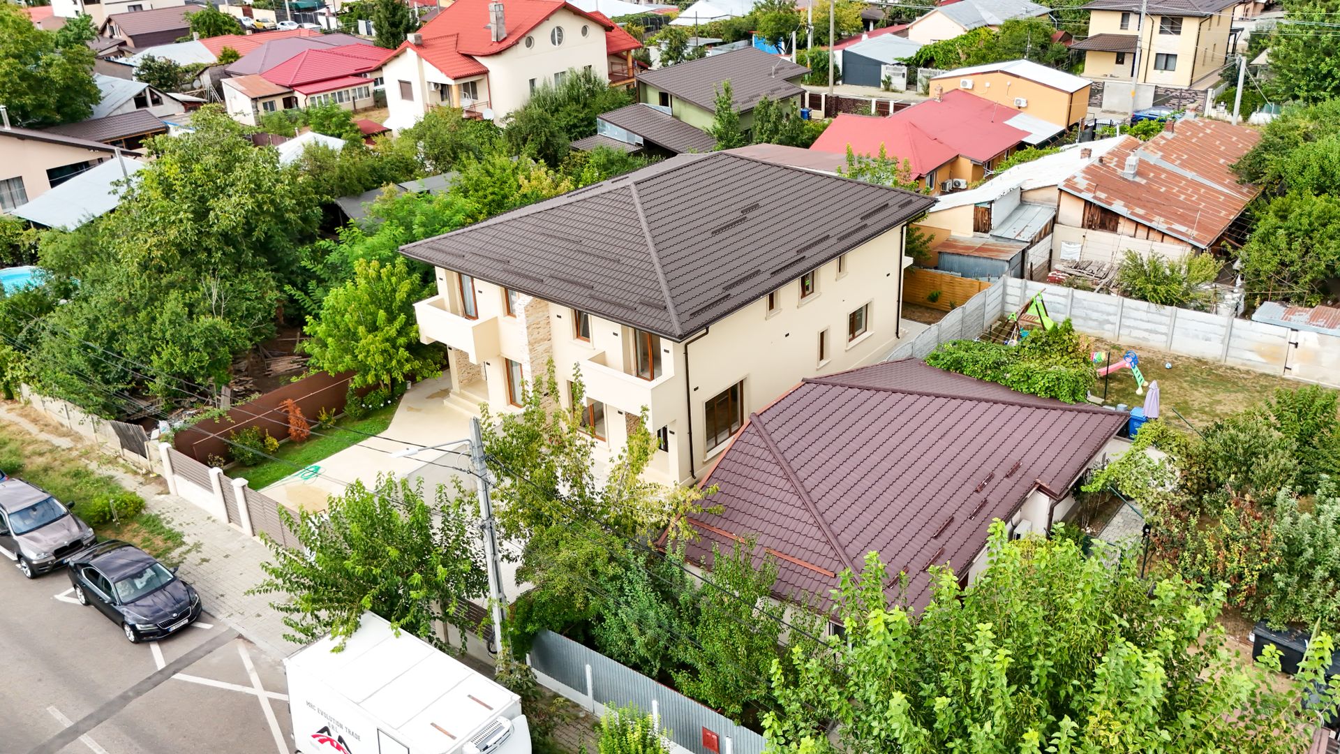 Casă / Vilă tip duplex 4 camere de vânzare Chitila | Centru - Poză 2