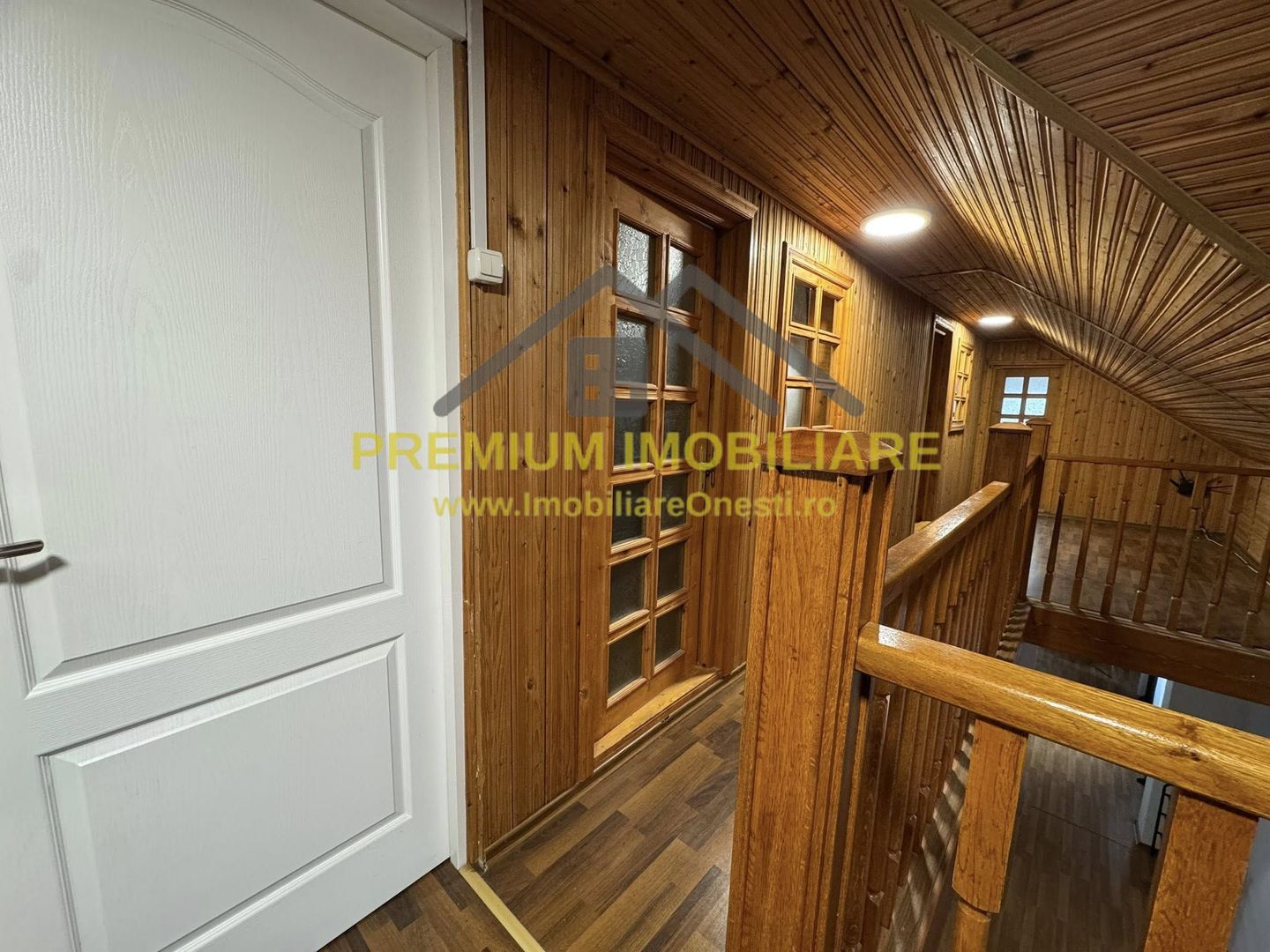 Casa de inchiriat in Onesti | Curte, Foisor, toate utilitatile - Poză 14