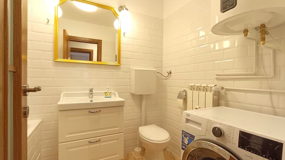 Inchiriem 2 camere complet renovat si mobilat zona 1 Mai - Poză 13