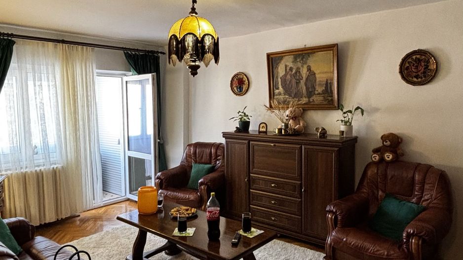 Apartament nou cu 3 camere de vânzare - Poză 1