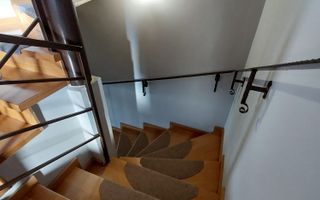 Casa visurilor tale în Florești, in aproprierea strazii Avram Iancu. - Poză 12