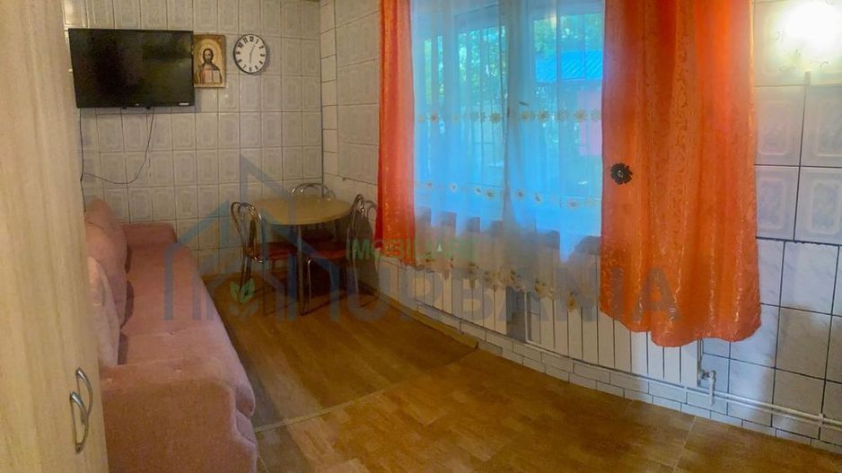 Garsoniera cu balcon de inchiriat in Alexandru cel Bun - Poză 3