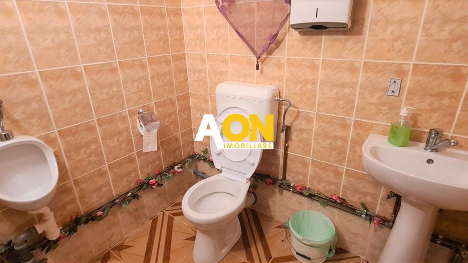 Vila pretabila pensiune + restaurant,  10 camere,  1000MP teren - Poză 9